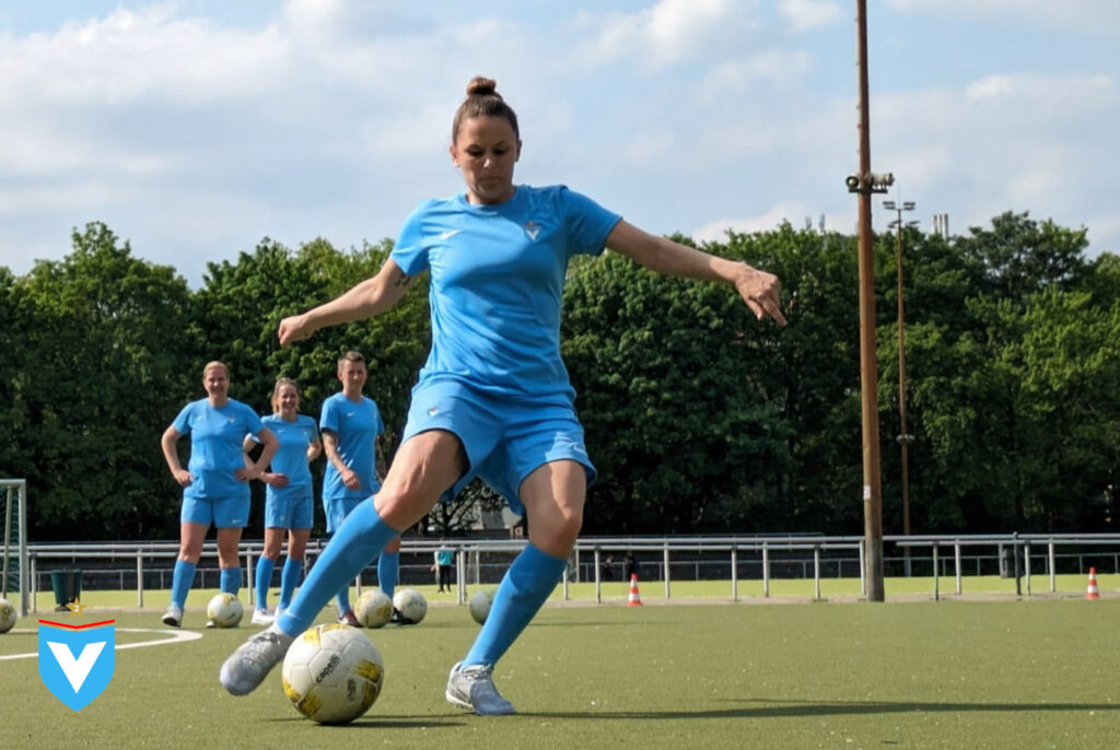 Bax mit Hattrick: 7er-Frauen feiern 5:1-Auswärtssieg